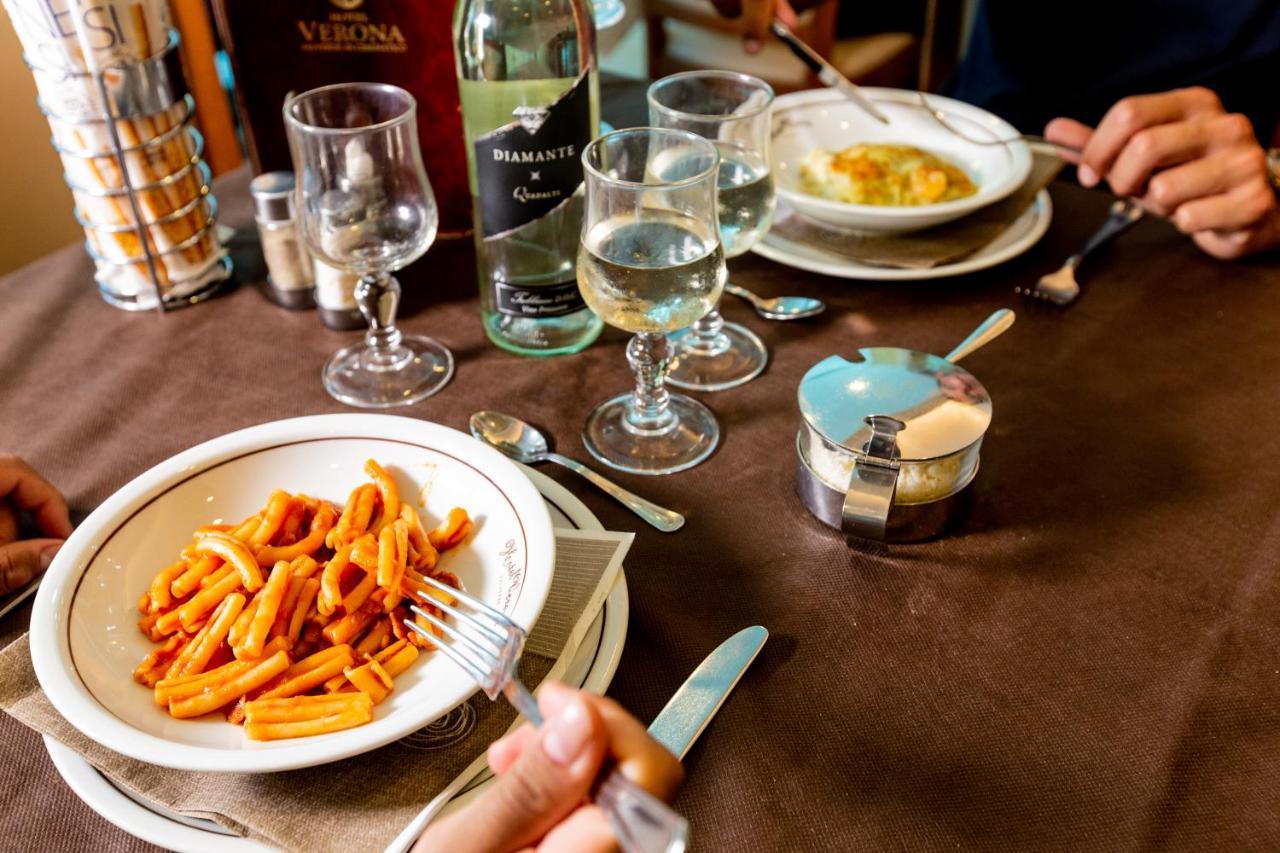 Hotel Verona Cesenatico Eksteriør bilde
