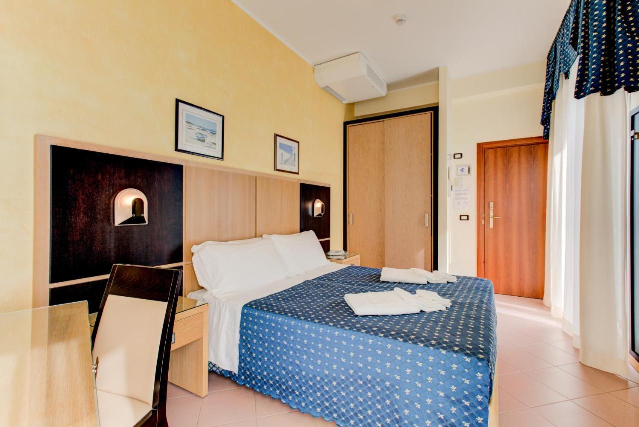 Hotel Verona Cesenatico Eksteriør bilde