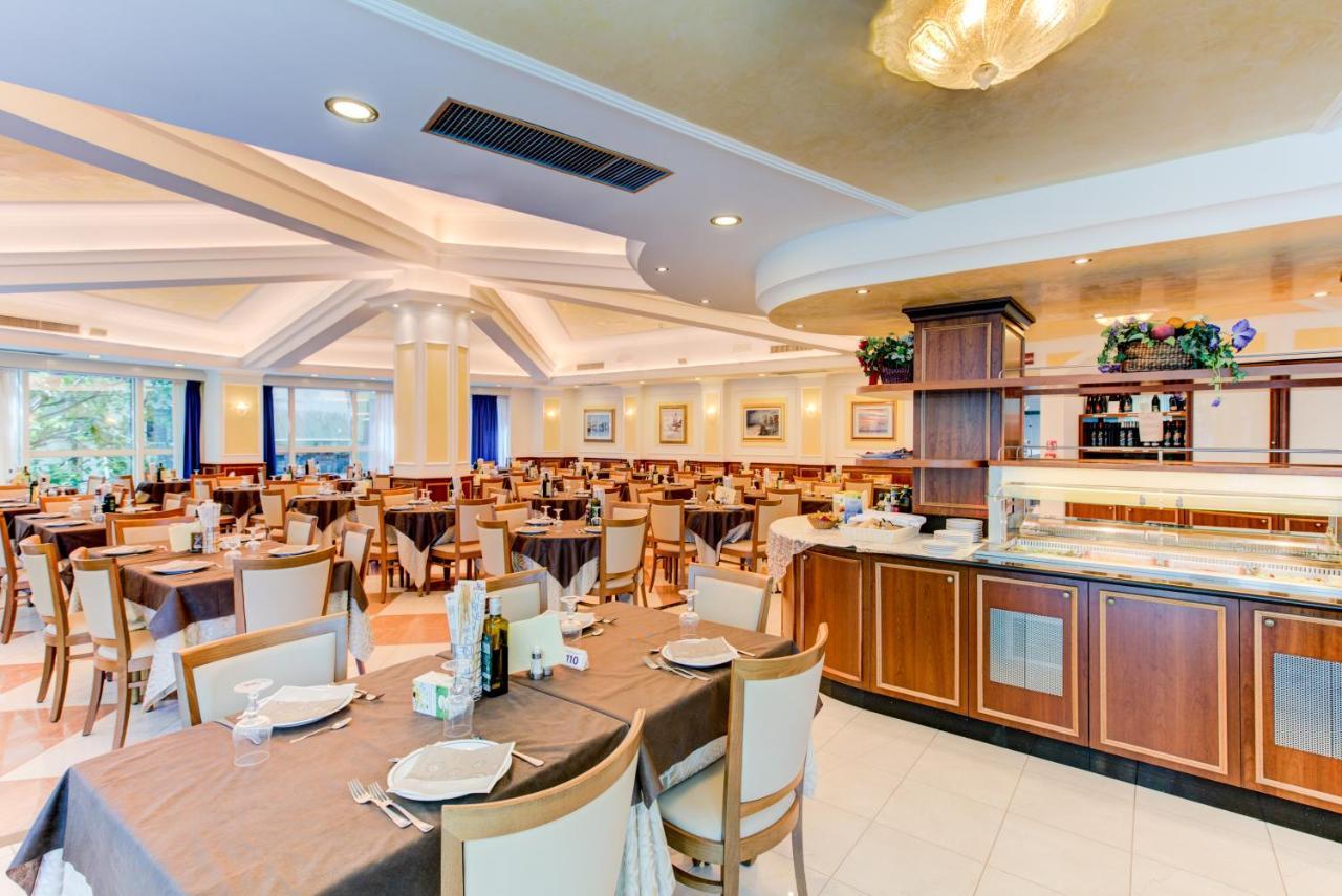 Hotel Verona Cesenatico Eksteriør bilde