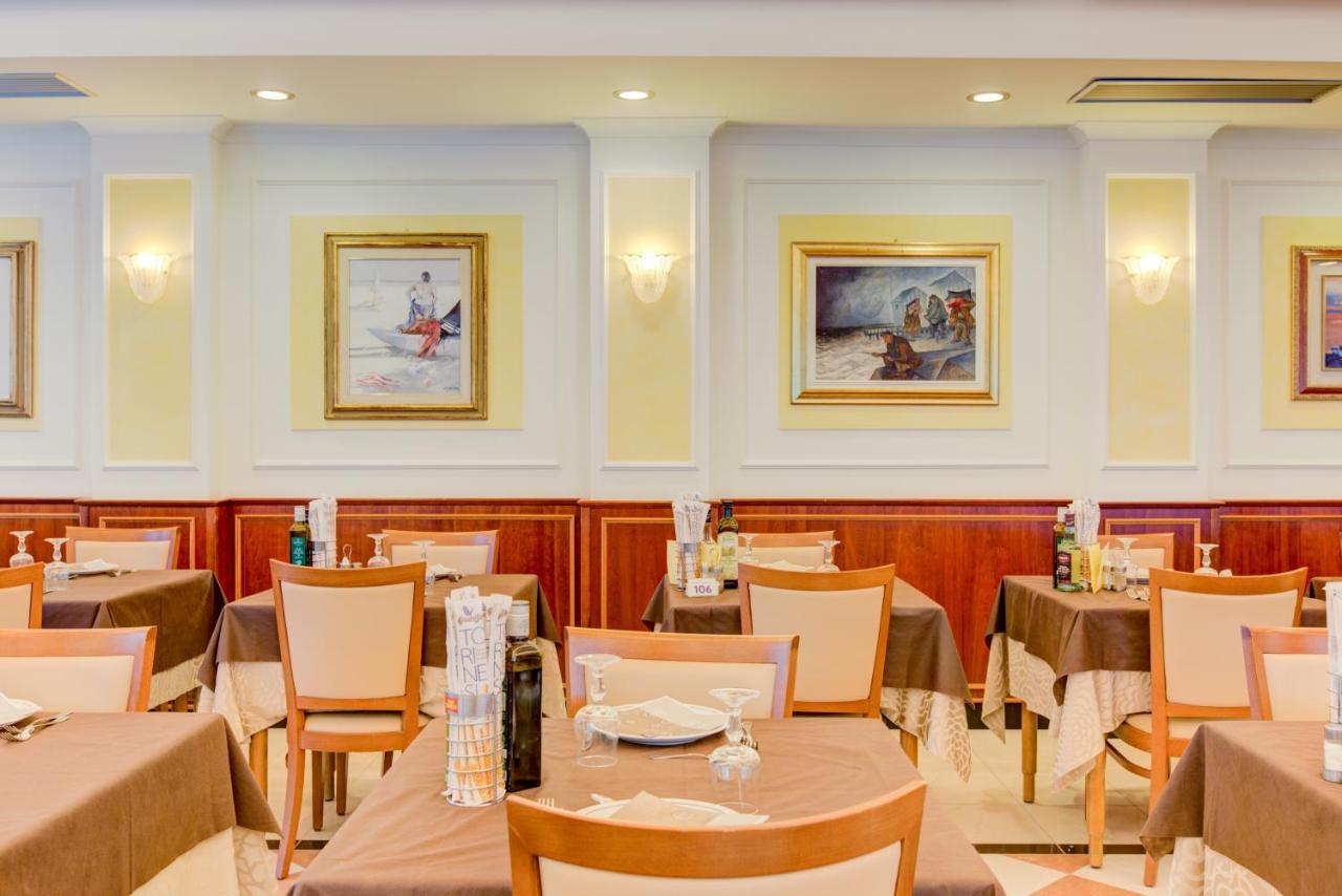 Hotel Verona Cesenatico Eksteriør bilde