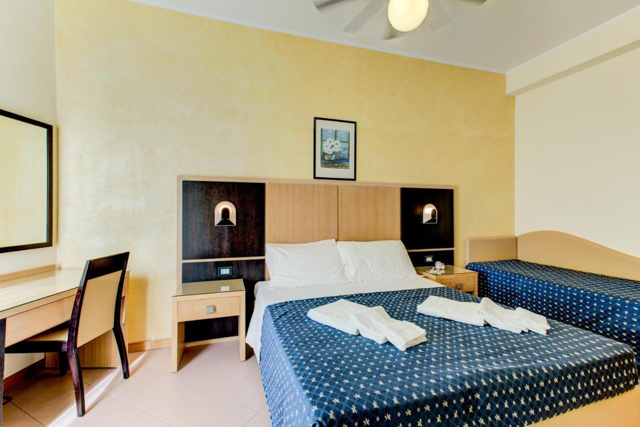 Hotel Verona Cesenatico Eksteriør bilde